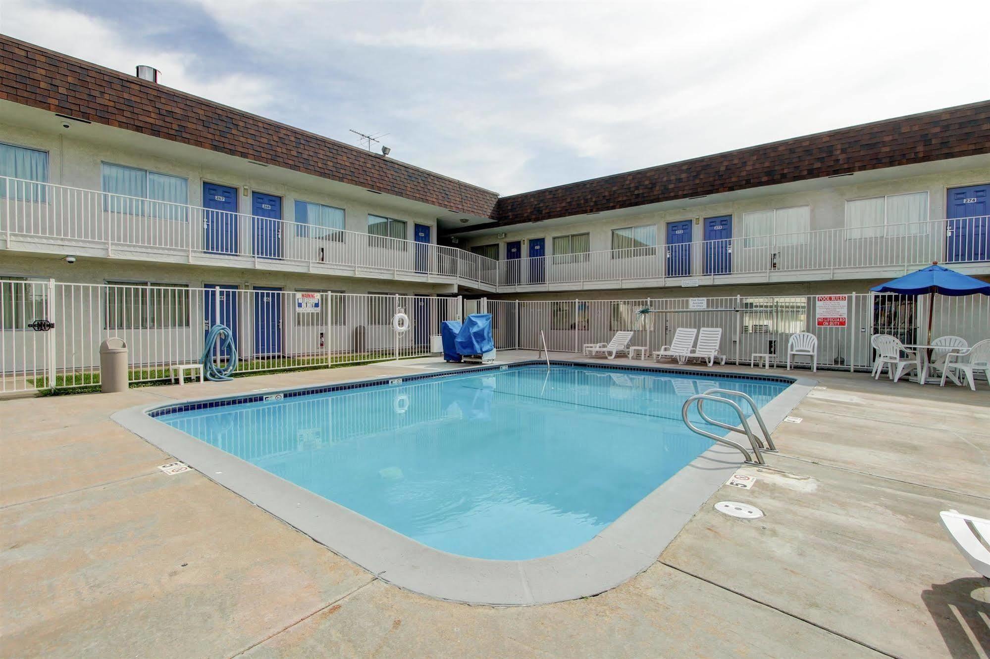 Motel 6-Denver, Co - Airport DEN Exterior foto